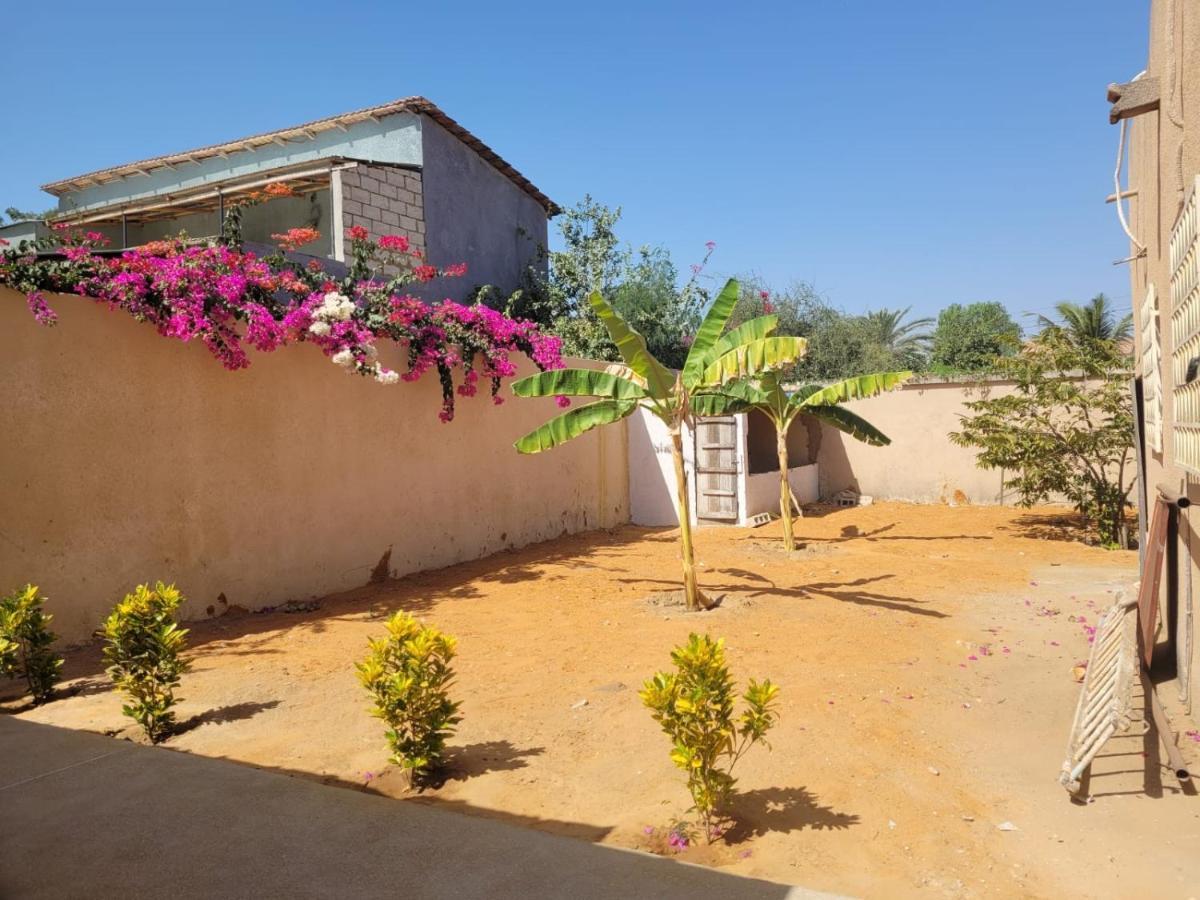 Auberge Keur Ely Ouoran Kültér fotó